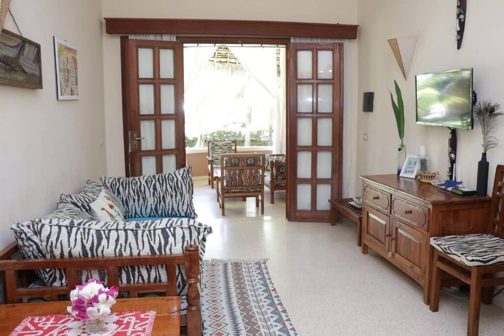 Tembo Beach Cottage Malindi Ngoại thất bức ảnh